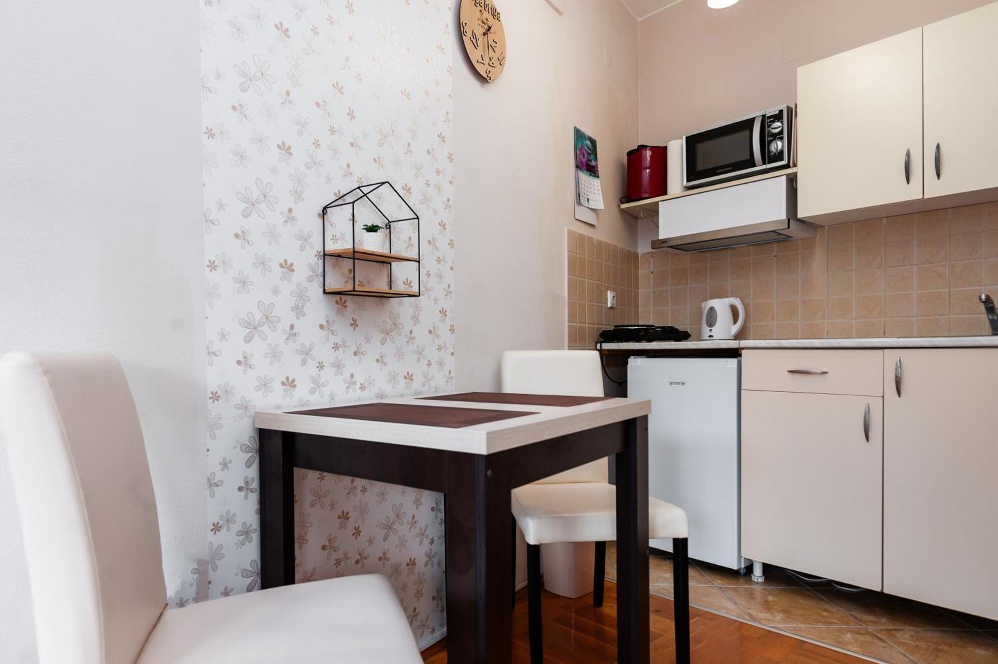 Momo'S Studio Apartment Subotica Extérieur photo